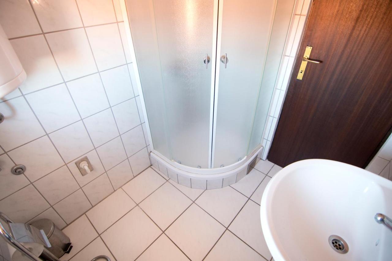Apartmani Juric Vir Eksteriør billede